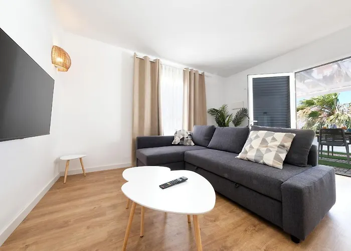 Sea Of Lava- Sea View Casa vacanze *