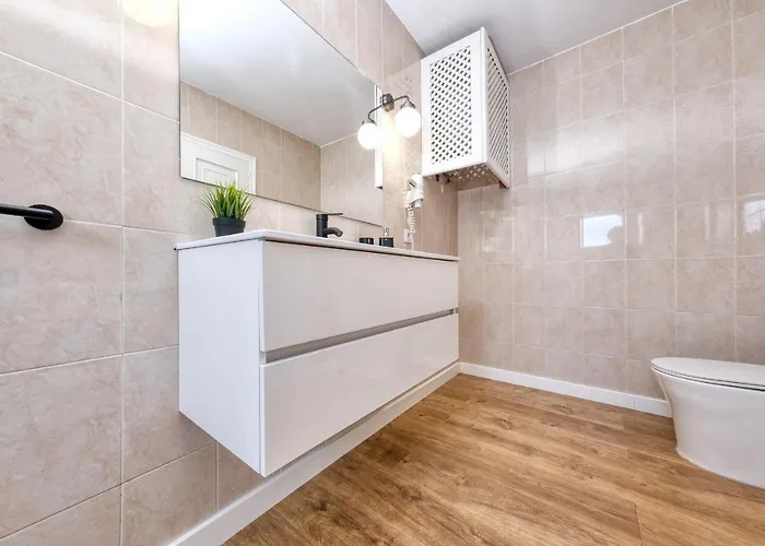 Feriehus Sea Of Lava- Sea View Puerto del Carmen (Lanzarote)